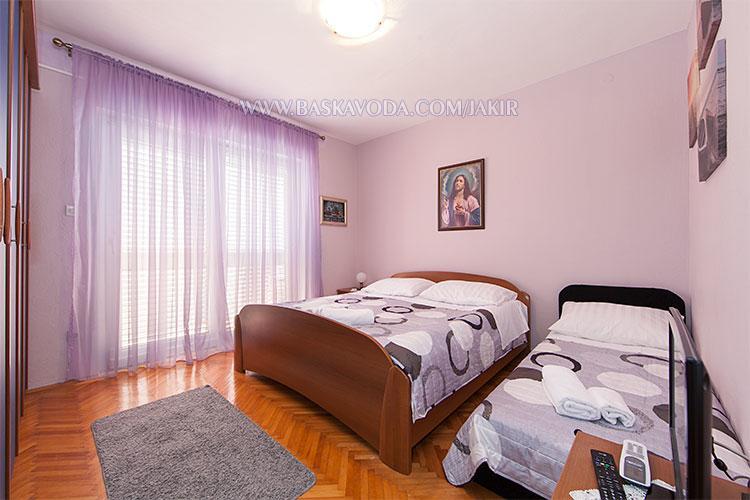 Апартаменты Apartman Jakir Башка-Вода Экстерьер фото